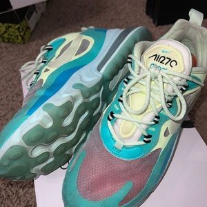 Nike Air Max 270 React Hyper Jade